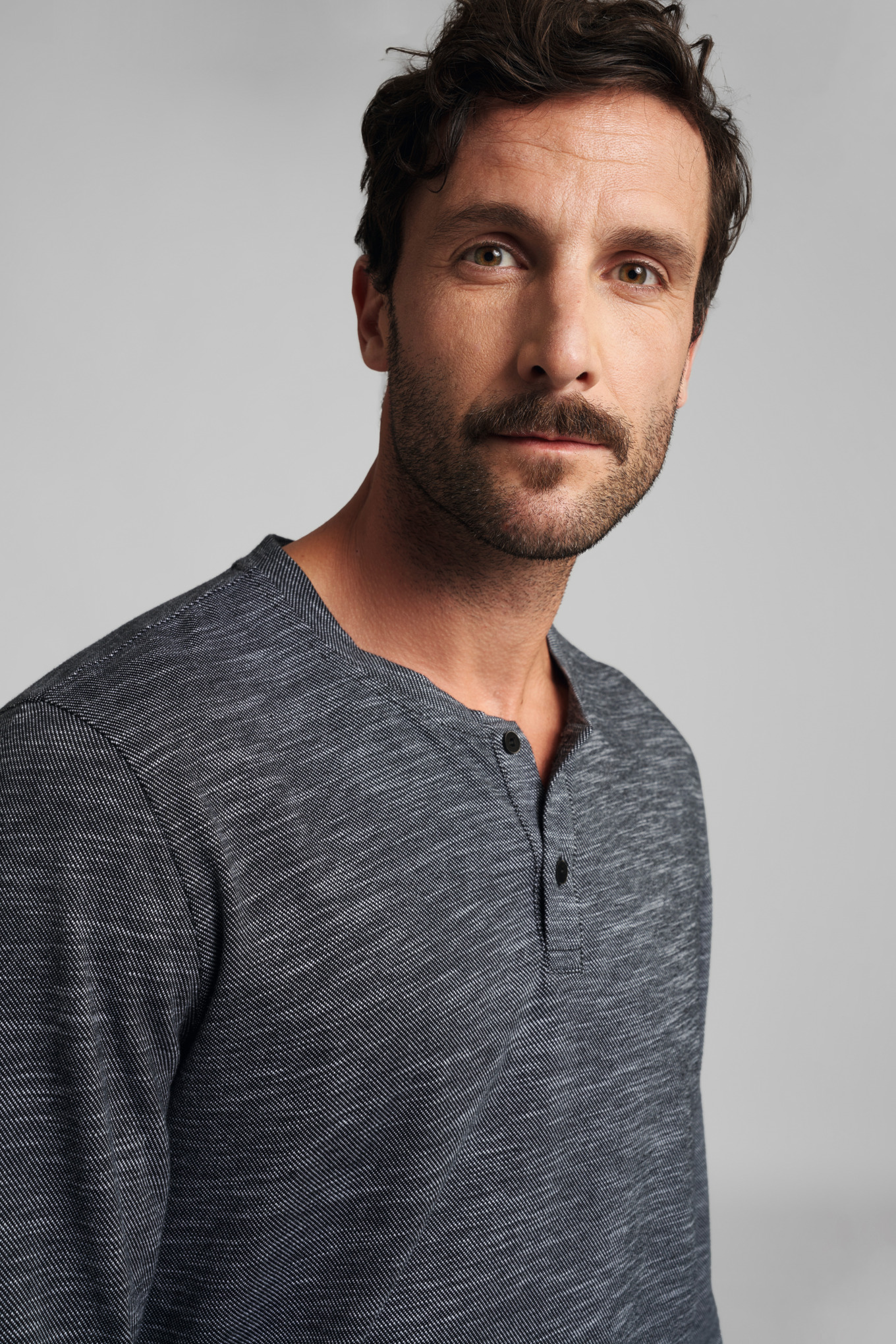 Langarmshirt HENLEY (Herren) – Bild 6