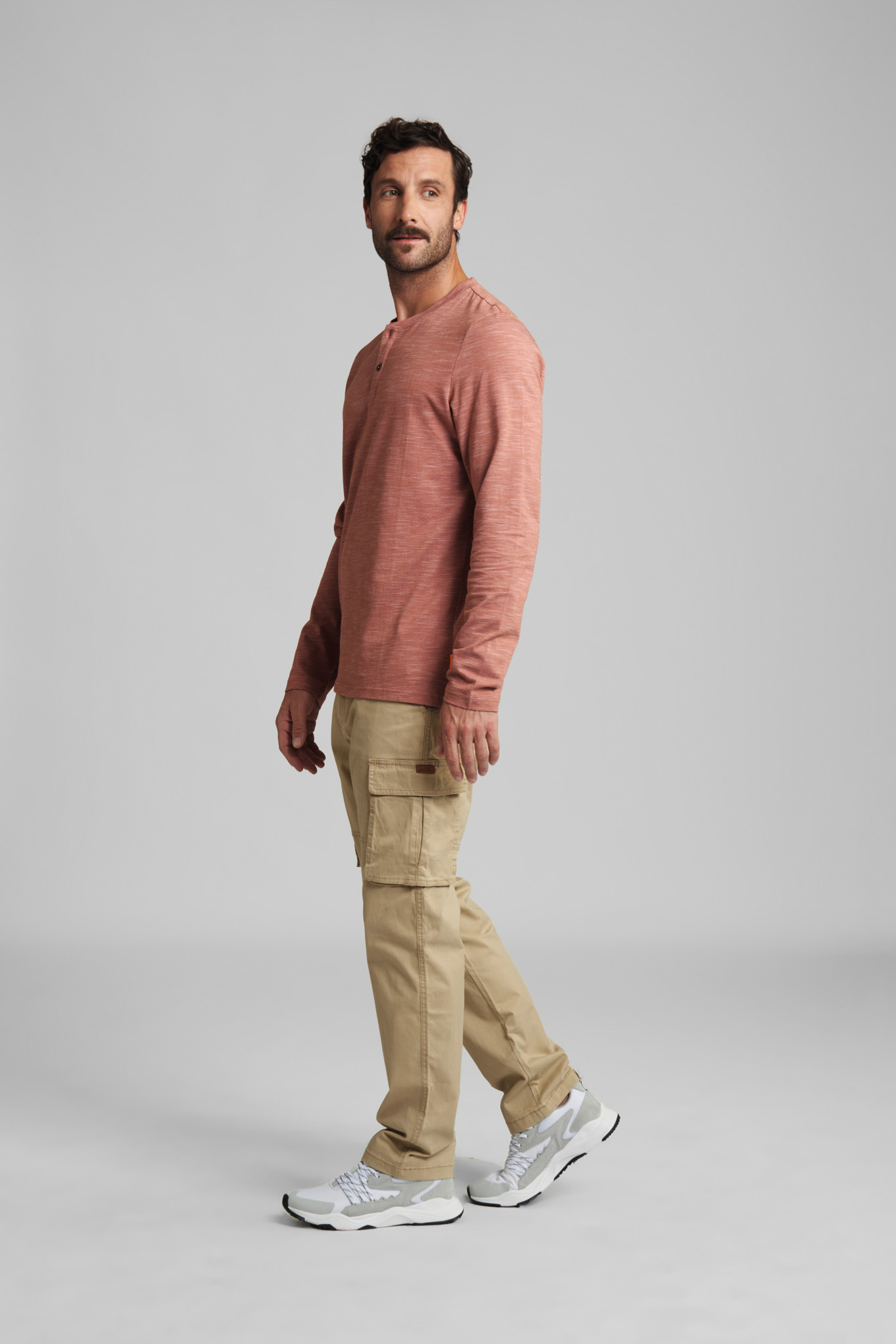 Langarmshirt HENLEY (Herren) – Bild 17
