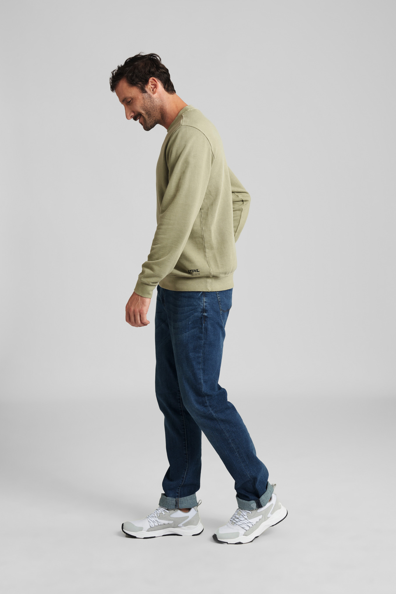 Sweatshirt GARMENT DYE – Bild 5